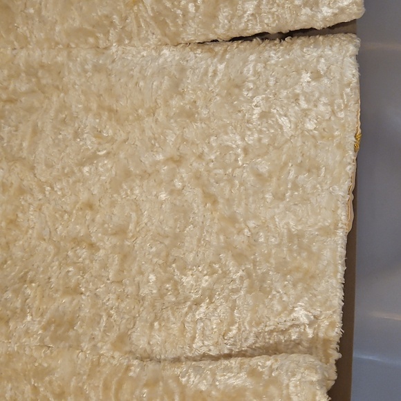 Jessica Cream Satin Lined Shrug - Picture 6 of 10